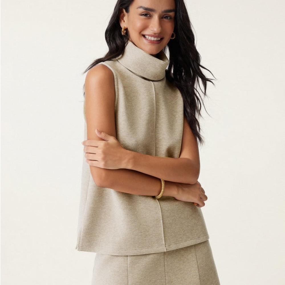 NWT OGL FuzzLuxe Turtleneck Split Hem Top Sleeveless Sweater Heather Morganite M - Picture 3 of 7
